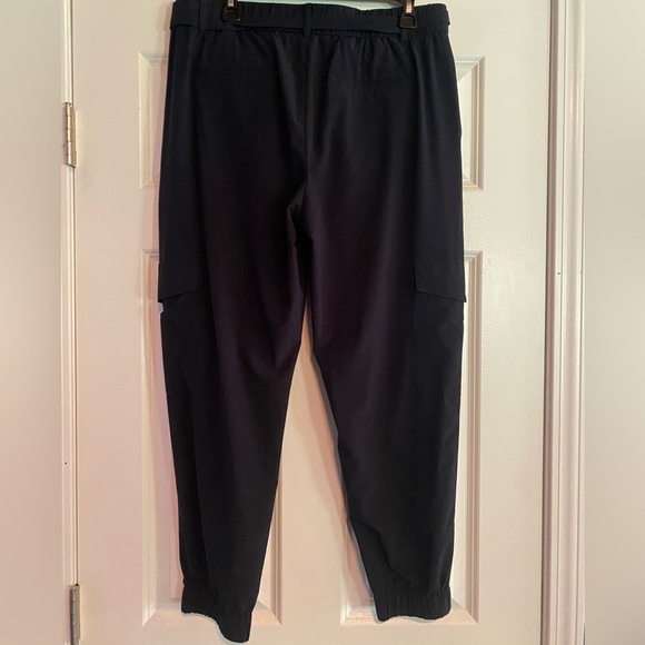 Banana Republic Soft Cargo Joggers, size Large - Picture 5 of 9